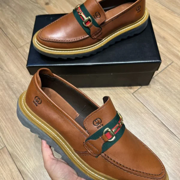 GUCCI SLIP ON PREMIUM COURO LEGITIMO