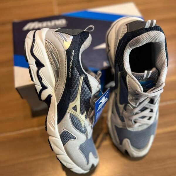 Tênis Mizuno Wave Rider10