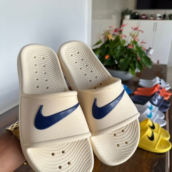 CHINELO NIKE MASCULINO