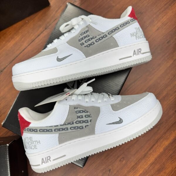 NIKE AIR FORCE