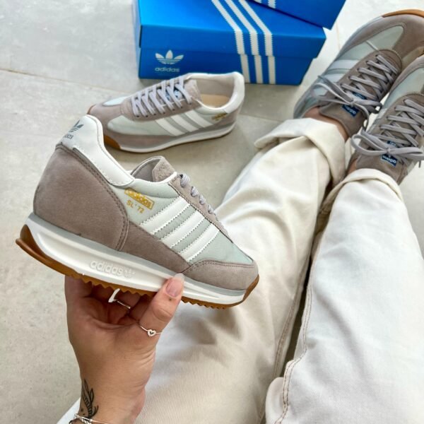 ADIDAS SL 72